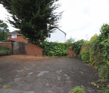 1 bedroom semi-detached house to rent - Photo 5