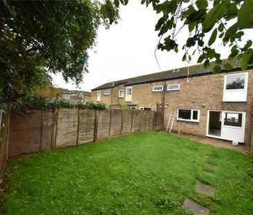 3 bedroom terraced house to rent - Photo 2