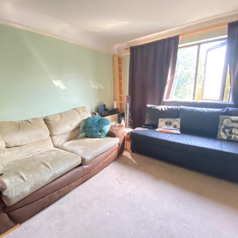 Studio apartment to Let - Photo 1