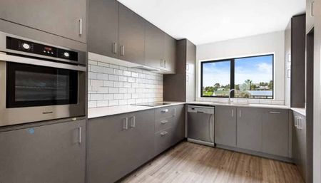 GLENN INNES, 2 BEDROOMS - Photo 2