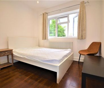 1 bedroom private hall to rent - Photo 1