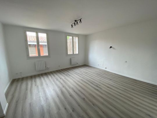 Location Appartement 1 pièce 36m² MONTAUBAN 82000 - Photo 1