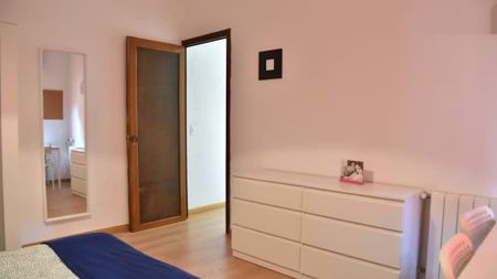 Gran Via de Ramón y Cajal, Valencia, Valencian Community 46007 - Photo 4