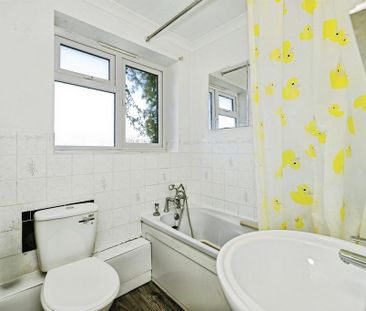 1 bedroom property to rent - Photo 4