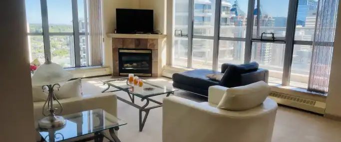 Downtown Calgary - Axxis Building | 650 10 Street SW, Calgary - Photo 1