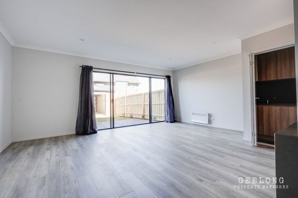17 Geraldine Walk Wyndham Vale - Photo 1