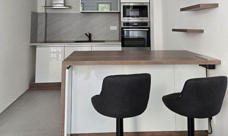 Novostavba 2025 – ,,Rezidencia Hron" na Uhlisku, 2 izb. štýlovo zariadený, s balkónom - Fotografia 3