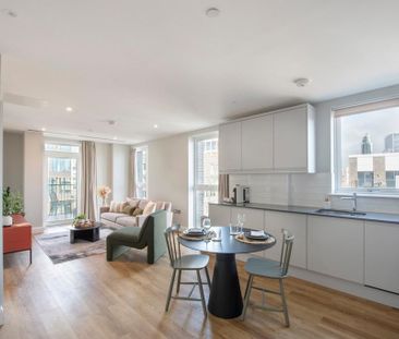 2 bedroom flat to rent - Photo 2