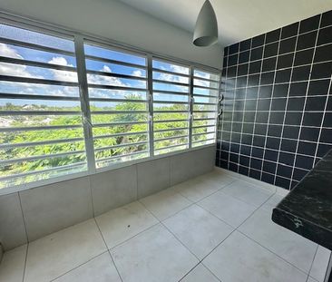 Location Appartement 3 pièces 96m² LE GOSIER 97190 - Photo 6