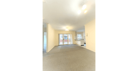 LIFESTYLE AND LOCATION IN ONE! - Photo 3