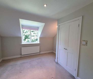 Church Mews, Upton Upon Severn,. Worcestershire, WR8 - Photo 3