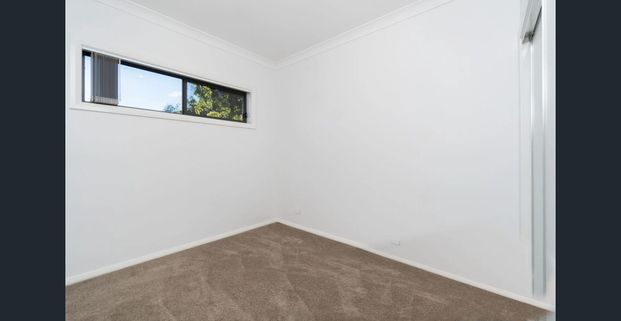 Modern 2-bedroom Villa in a Quiet, Convenient Location - Photo 1