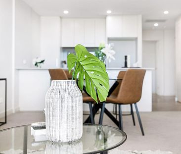 Immaculate View - 2 Bedroom Apartment For Rent - Photo 2