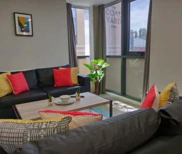 Bronze Studio - Photo 3