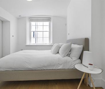 3 bedroom flat to rent - Photo 5