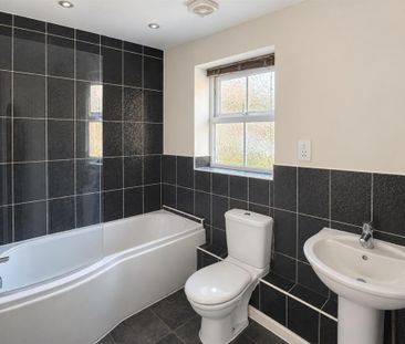 2 bed House - Terraced To Let - Photo 3