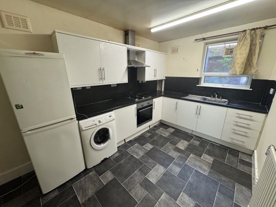 Basement Flat, 11, Lower Bank Road, Preston - Photo 1