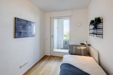 Großzügige und exklusive Wohnung mit viel Licht - Foto 2