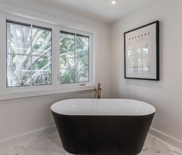 For Lease - 3029 Eva Drive, Burlington, Ontario - Photo 5