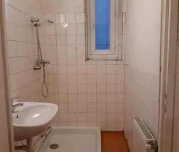 TYPE 2 23 RUE DES CHARMILLES - Photo 1