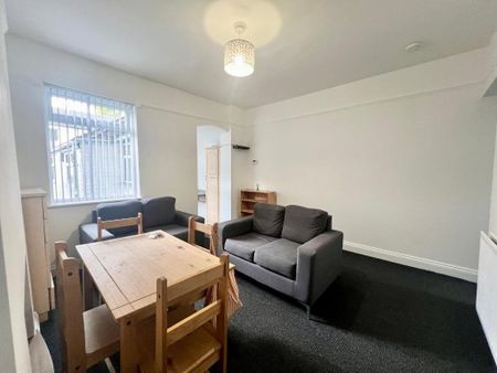 4 bedroom house share to rent - Photo 2
