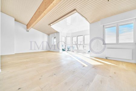 STANDING WITH LAKE AND MOUNTAIN VIEW - Foto 2