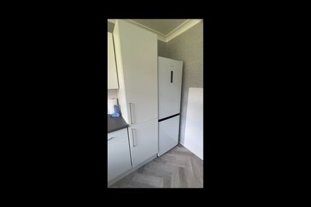 2 Bed Flat, Waldronhyrst, CR2 - Photo 5