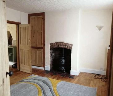 Crewe Road, Nantwich, CW5 - Photo 1