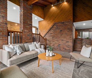 8 Plateau Drive, Springwood QLD 4127 - House For Rent | Domain - Photo 5