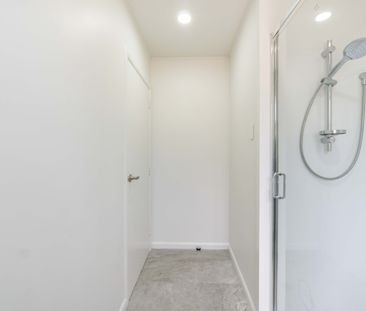 Refreshed Three Bedroom Home near the Hospital - Photo 6