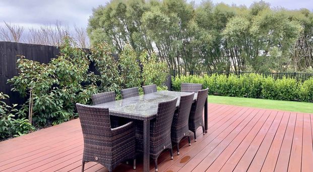 Immaculate Executive Fully Furnished Architectural Home - Photo 1