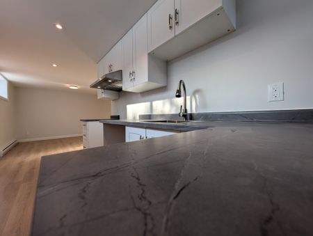 Rue St-Jacques, J1T 2M4, Val-Des-Sources - Photo 5