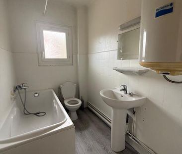Location Appartement 1 pièce 31m² - Photo 4