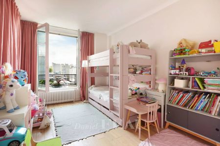 Location appartement, Paris 17ème (75017), 5 pièces, 125 m², ref 85489036 - Photo 4