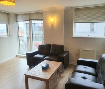 2 Bed Flat, Icon House, RG1 - Photo 4