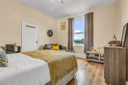 98 Burley Road Leeds - LS3 1JP - Photo 2