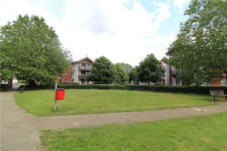 Clarke Close, Croydon - Photo 5