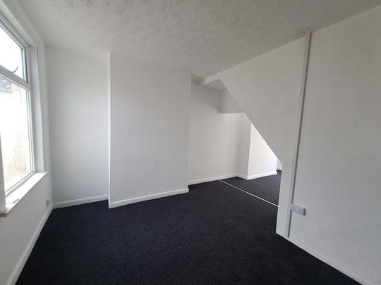 2 bedroom house to rent - Photo 1