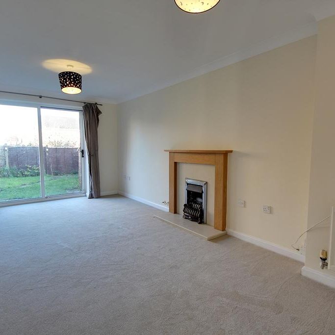 4 bedroom detached house to rent - Photo 1