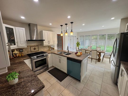 For Lease - 23 Linden Crescent, Brampton, Ontario - Photo 1