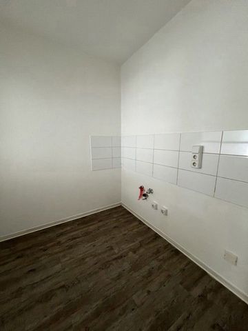 Moderne 3-Raum-Wohnung mit Balkon in Stadtlage! - Foto 2