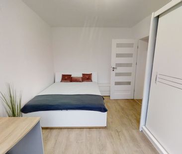 Dobry standard! 3 pokoje, klimatyzacja, parking - Photo 2