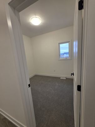 For Lease - 55 Dusenbury Drive, Loyalist, Ontario - Photo 1