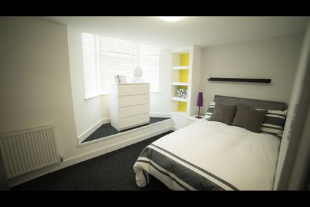 6 Bed Terraced House, Empress Road, L7 - Photo 4