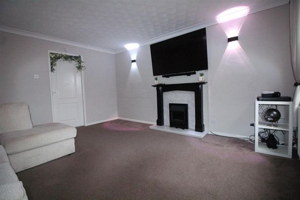 3 bedroom detached house to rent - Photo 1