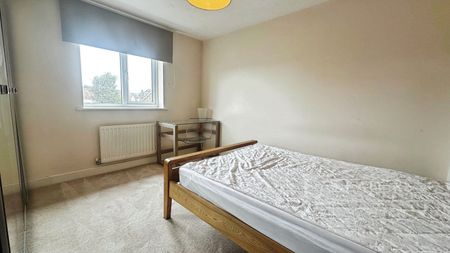 5 bedroom house to rent Primrose Close, LU3 - Photo 3