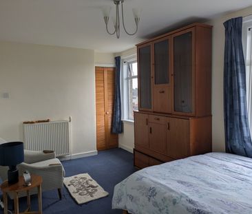 Room in a Shared House, Clermiston Crescent, EH4 - Photo 5