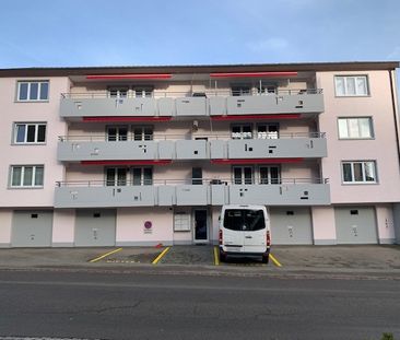 "helle 4.5-Zimmer-Wohnung mit grosszügigem Balkon" - Photo 3