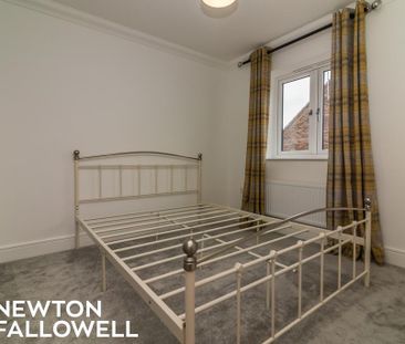 3 bedroom semi-detached house to rent - Photo 3