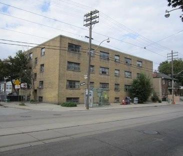 One Bdr- Leslieville - Photo 3